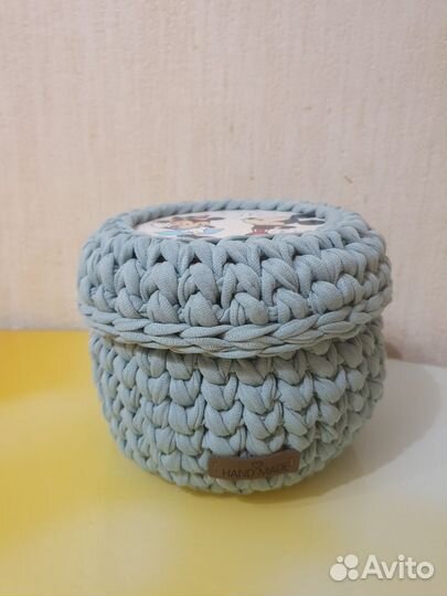 Вязаные корзинки ручной работы