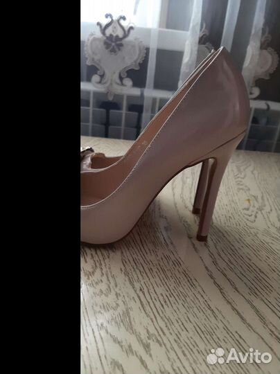 Балетки новые 35 размера но можно на 37 размера