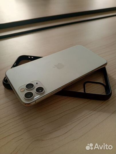 iPhone 11 Pro Max, 64 ГБ