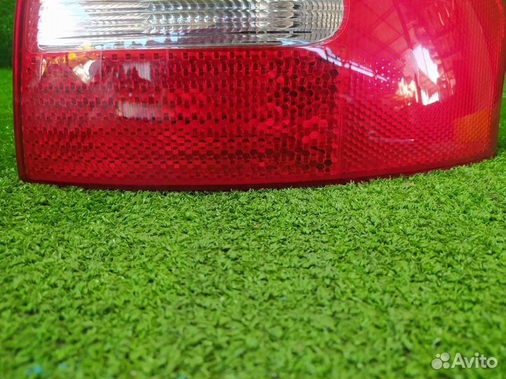 Стоп-сигнал задний правый Audi A6 C5