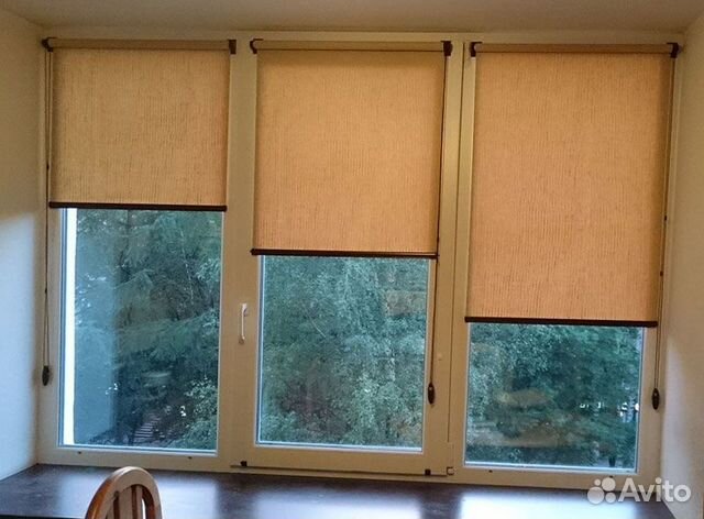 Рулонная штора на окно