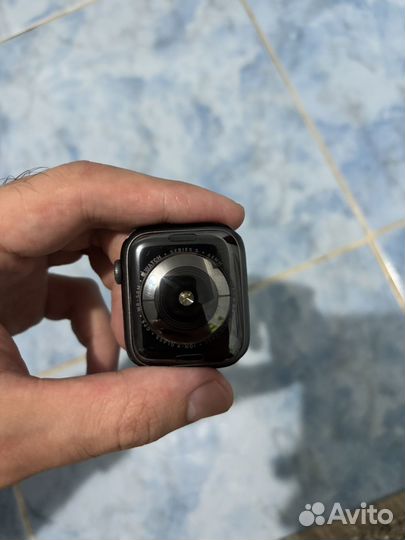 Apple Watch Series 5 44mm