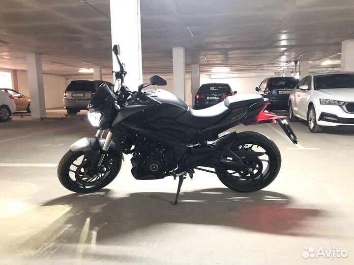 Мотоцикл Bajaj Dominar 400 (Баджаж Доминар)