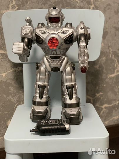 Робот 