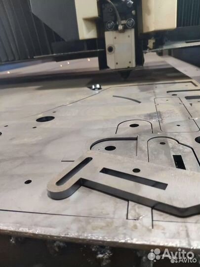 Лазерная резка и гибка металла