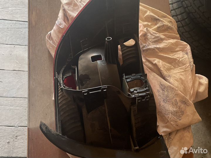 Фонаря задний левый поло