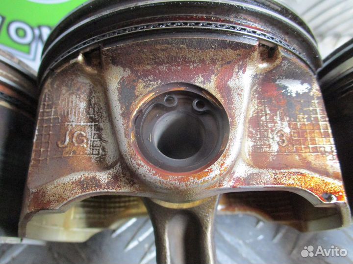 Поршень с шатуном Nissan X-Trail T31 2.5 QR25DE