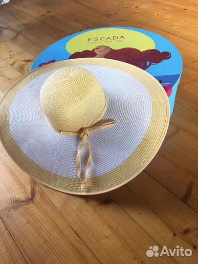 Шляпа escada пляжная летняя с широкими полями