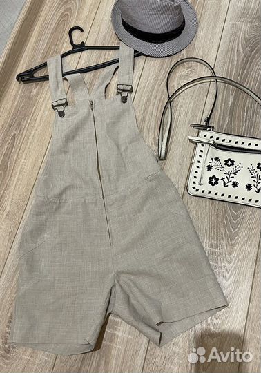 Комбинезон женский