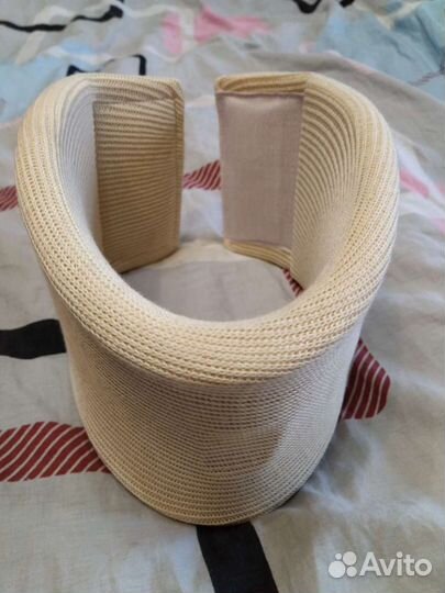 Воротник ортопедический Fosta (полужесткий) новый