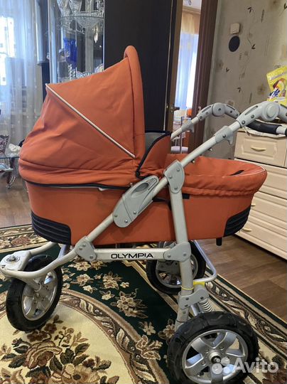 Прогулочная коляска б/у + коврик в подарок