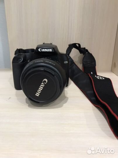 Зеркальный фотоаппарат canon 1000 d