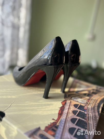 Ботинки, туфли, кроссовки