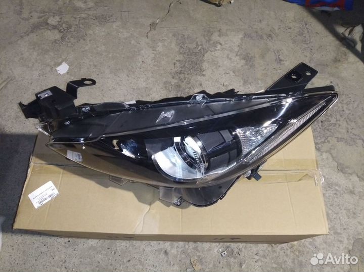 Фара левая галоген Мазда 3 вм