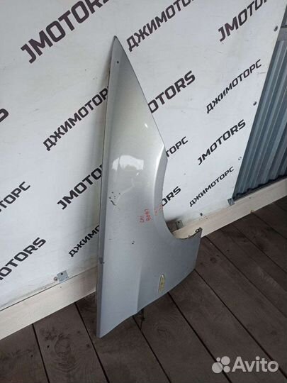 Крыло переднее правое BMW 3-series e90 дорестайл