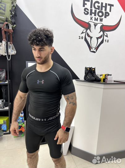 Under armour рашгард