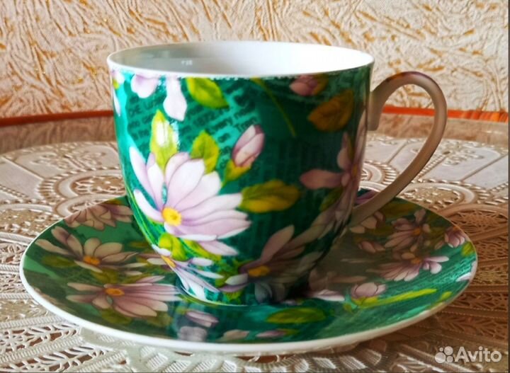 Костяной фарфоровый кофейно-чайный набор