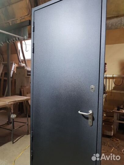 Двери противопожарные, технические металлические