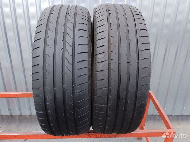 Goodyear EfficientGrip 235/60 R17 102V