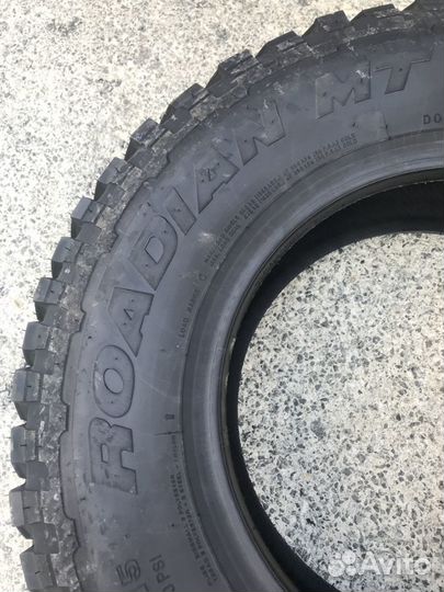 Nexen Roadian M/T 235/75 R15 104Q