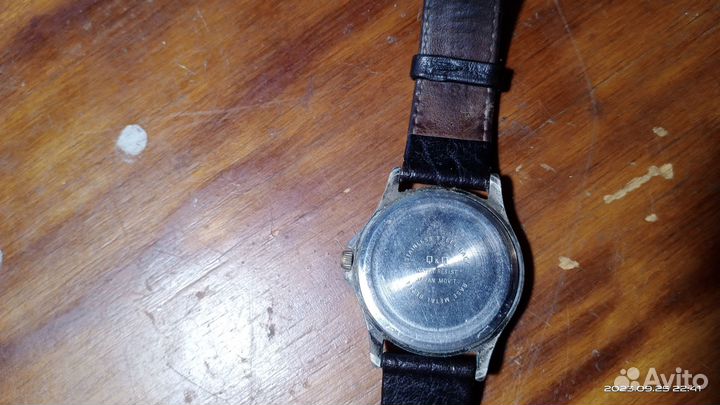 Q&Q Quartz мужские наручные часы