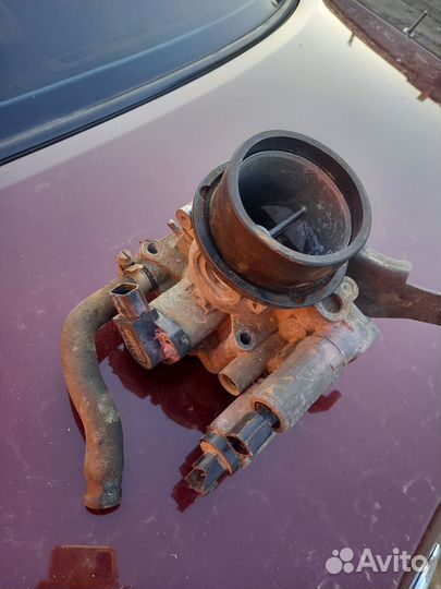 Дроссельная заслонка Nissan primera p11 1.6