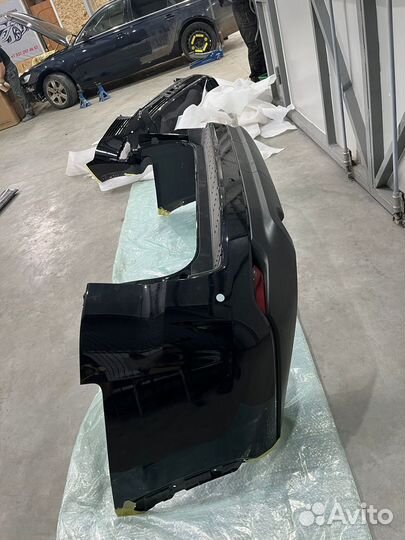 Бампер задний Toyota Land Cruiser 300