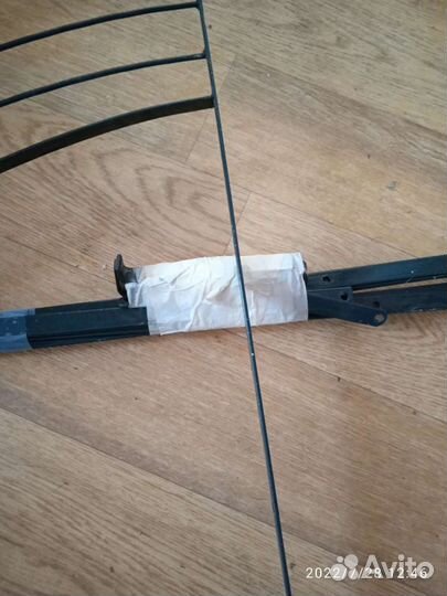 Угловая, трёхъярусная подставка для цветов