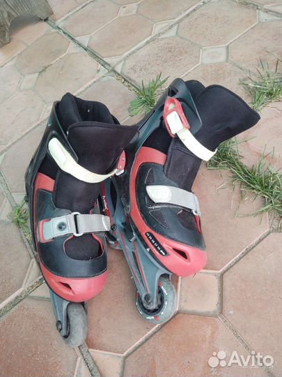 Роликовые коньки