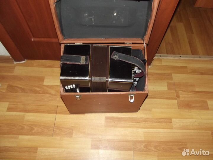 Баян Ростов-на-дону баянная фабрика.И старый баян