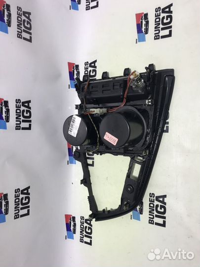 Накладка центральной консоли BMW F30