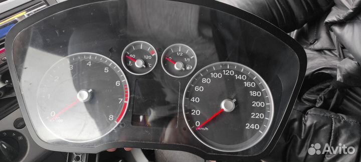 Панель приборов ford focus 2
