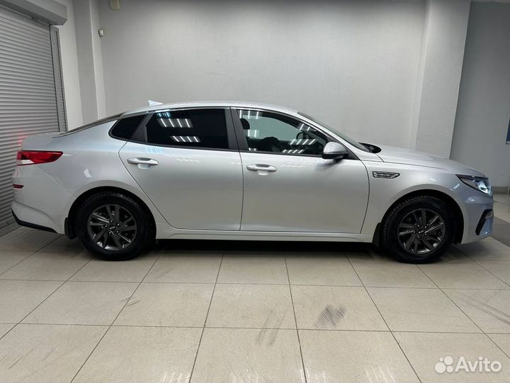 Kia Optima 2.0 МТ, 2019, 100 000 км