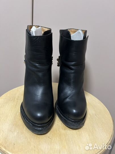 Ботильоны jeffrey campbell нат.кожа 38 р