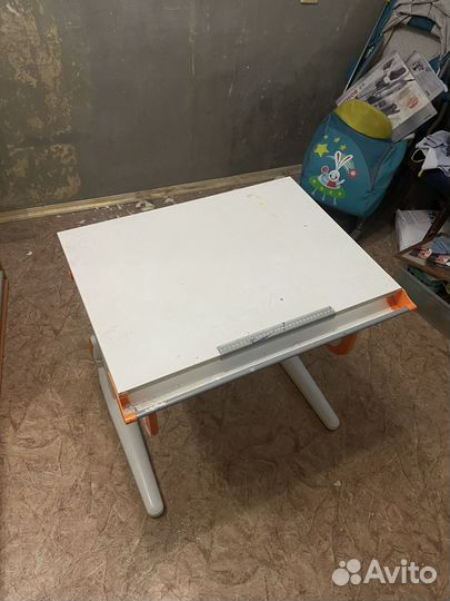 Детская растущая парта (детский стол )