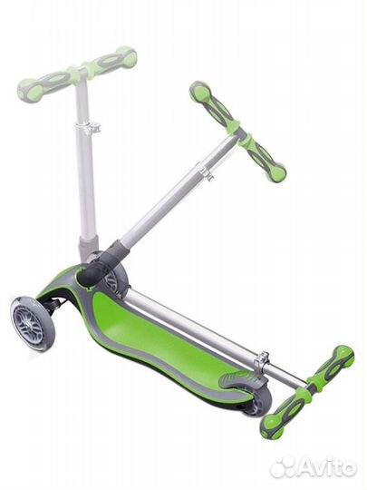 Самокат с подсветкой и светящ колесами