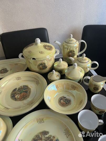 Сервиз столовый, кофейный Мадонна гдр