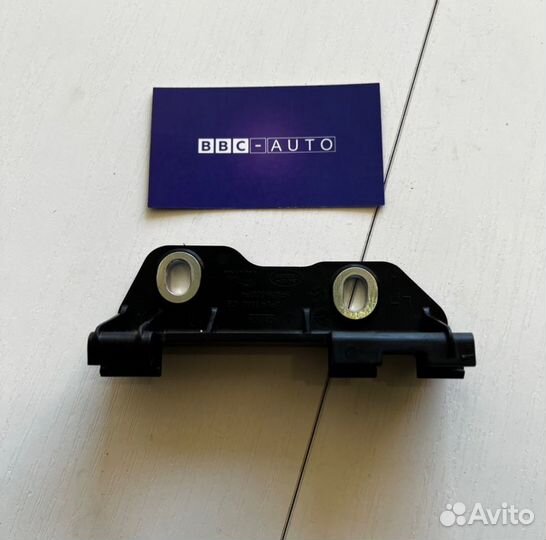 Кронштейн Land Rover Range Rover Sport 2 L494