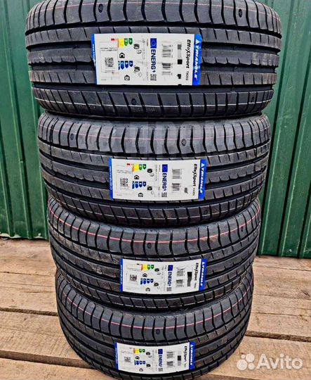 Triangle EffeXSport TH202 245/35 R19 и 275/30 R19 96Y