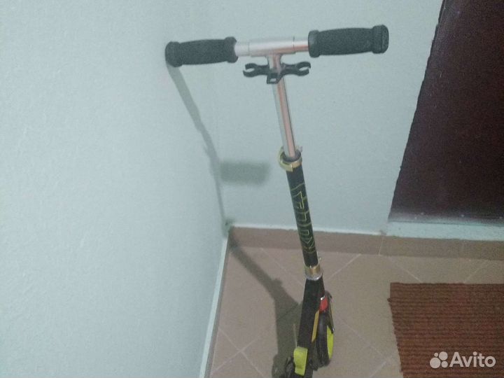 Самокат взрослый бу KU-S15-200A9G