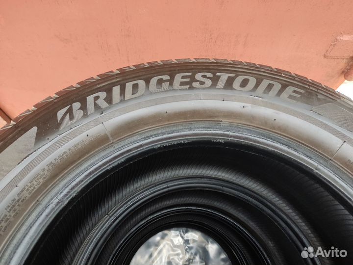 Bridgestone Ecopia EP850 215/65 R16 98