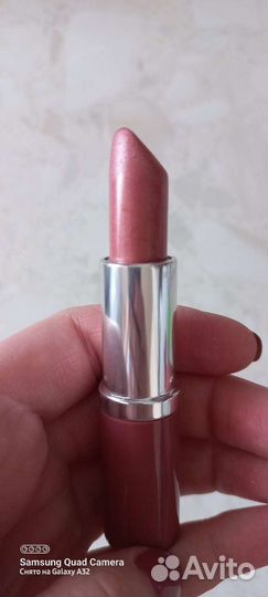 Помада Clinique