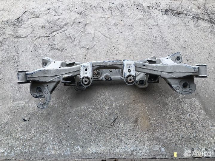 Задний подрамник sportage 4 tucson