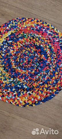 Коврик,связанный руками