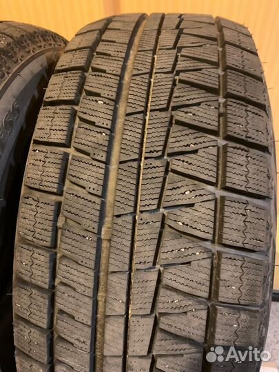 Bridgestone Blizzak Revo GZ 225/55 R17 97S