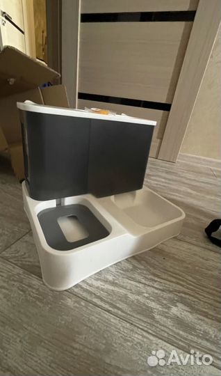 Автокормушка для кошек и собак