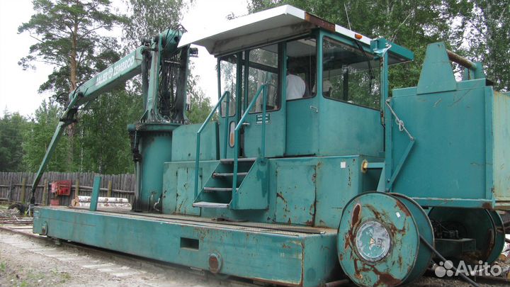 Кран с раскряжевочной установкой