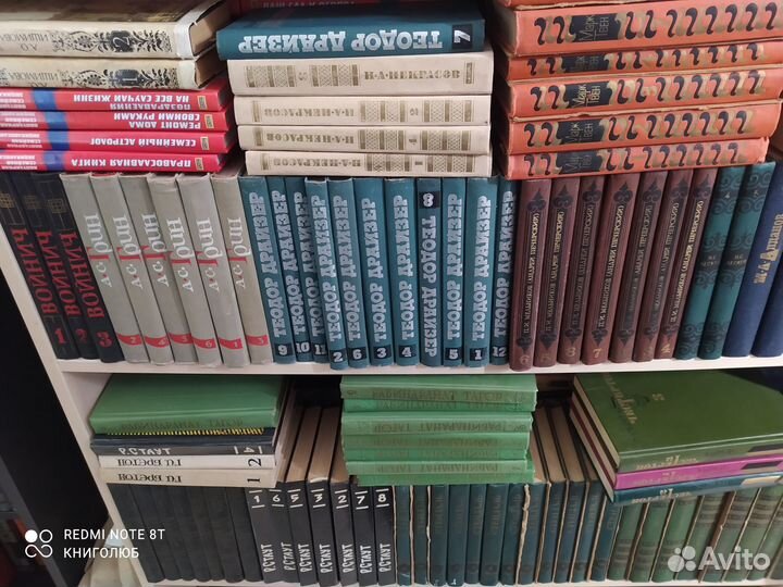 Собрания сочинений советского времени. Много