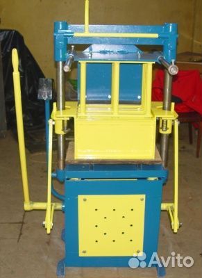 Вибропресс для производства блоков