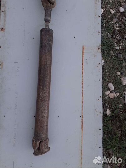 Карданный вал на ниву
